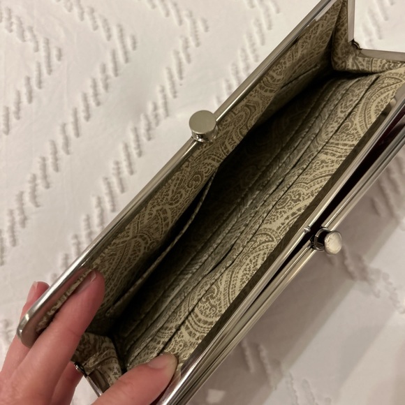 HOBO Lauren Clutch Wallet - Picture 3 of 6